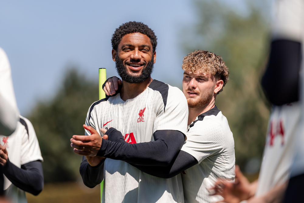 📹 📸 Gomez tillbaka i lagträning